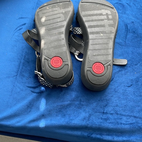 Ankle strap fit flop sandals - Picture 4 of 6